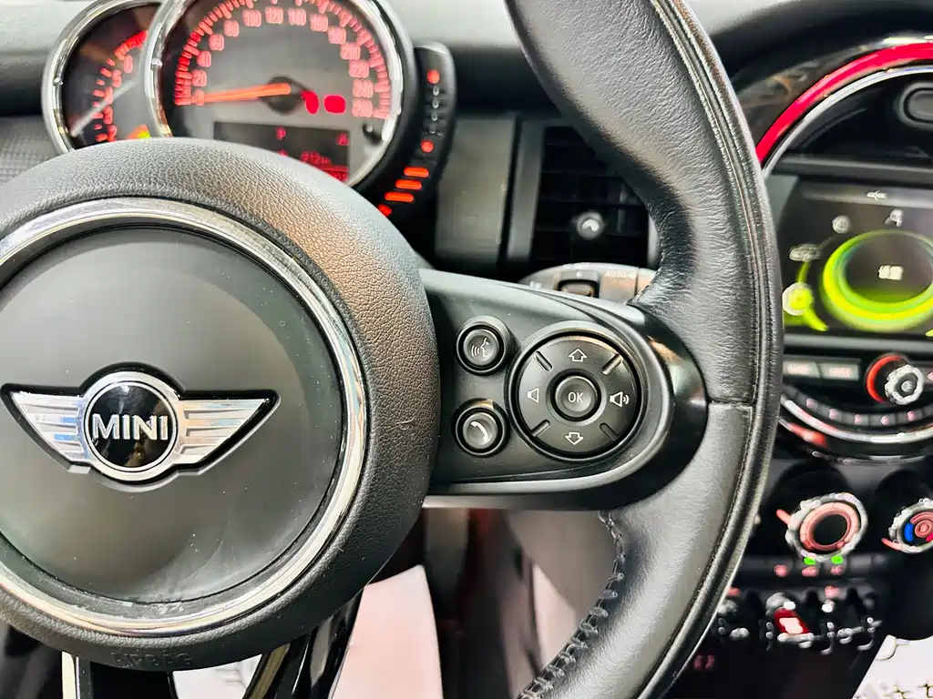 MINI MINI 2017 — фото 39