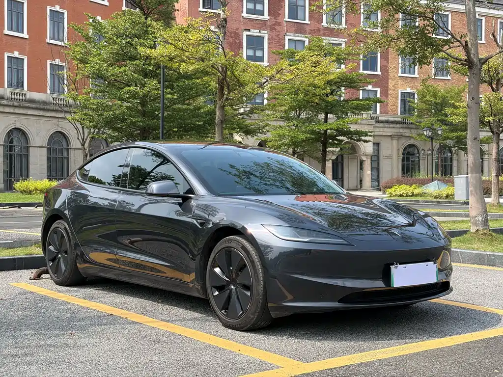 Tesla Model 3 2024 — фото 3
