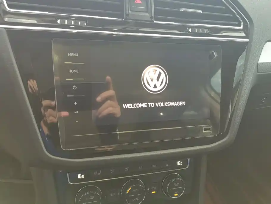 Volkswagen Tiguan L 2019 — фото 13