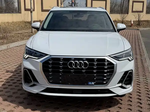 Audi Q3 2022