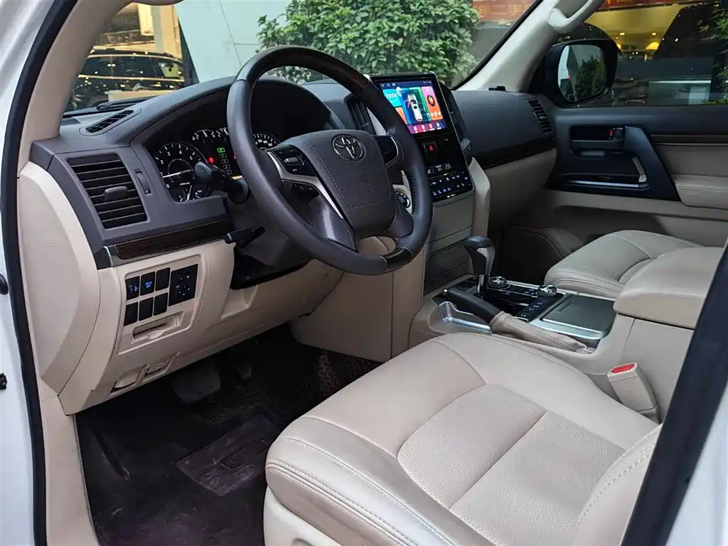Toyota Land Cruiser 2019 — фото 4