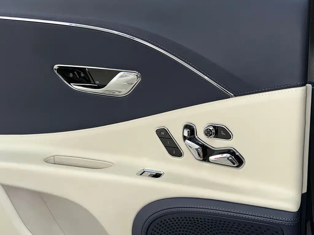 Bentley Flying Spur 2021 — фото 22