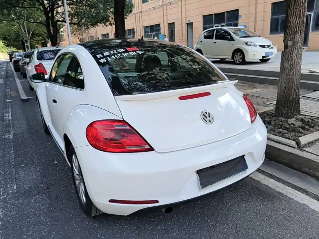 Volkswagen Beetle 2015