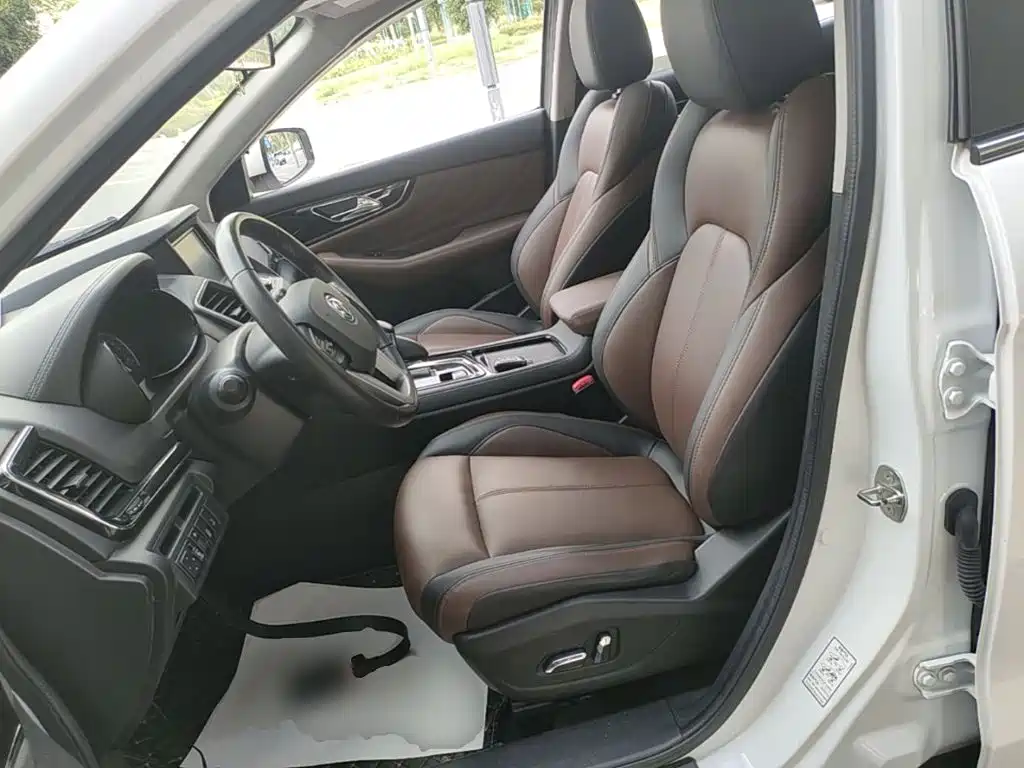 Dongfeng Fengshen AX7 2018 — фото 15