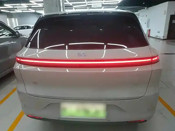 Li Auto L6 2024