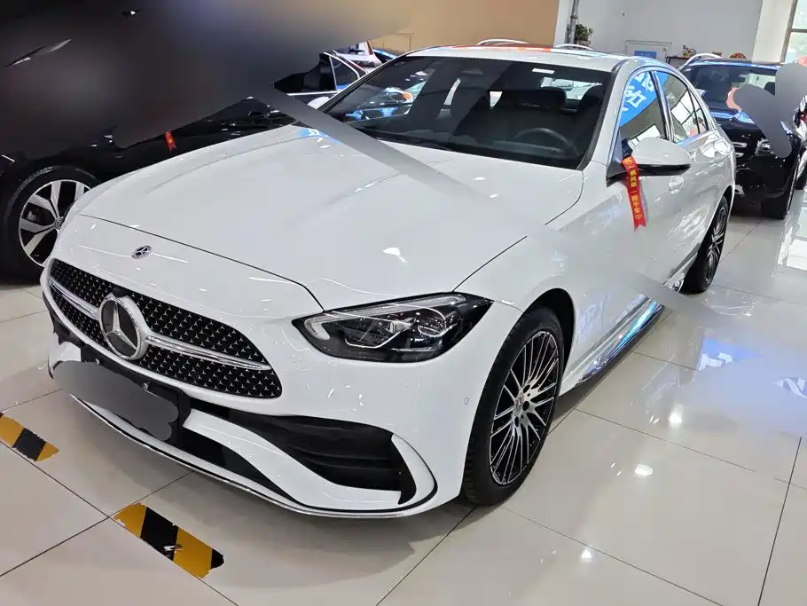 Mercedes-Benz C-Class 2024