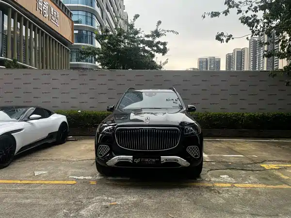 Mercedes-Benz GLS 2022