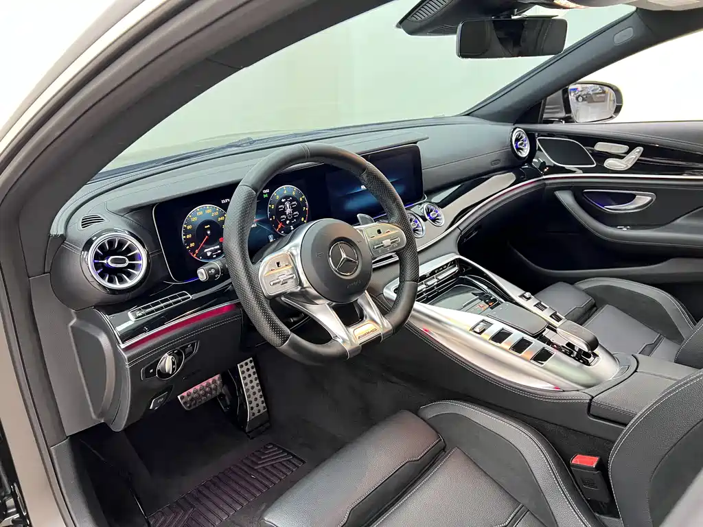Mercedes-Benz AMG GT 2020 — фото 13