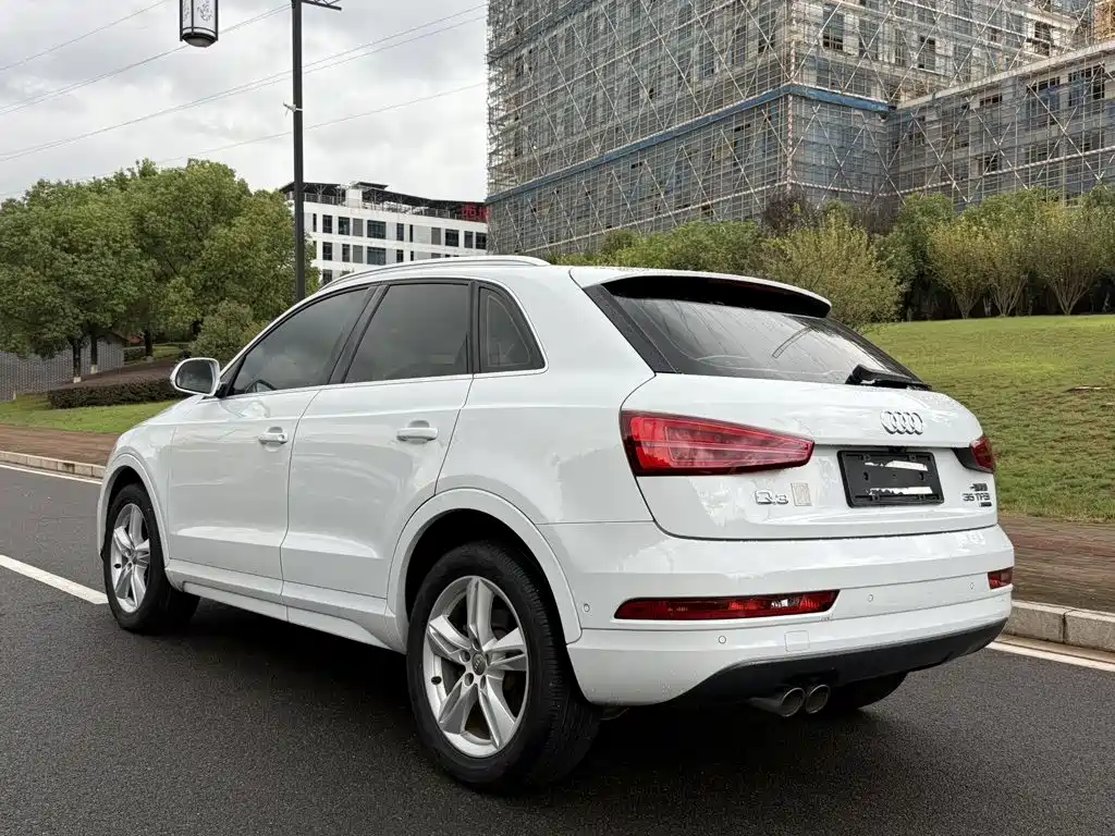 Audi Q3 2016