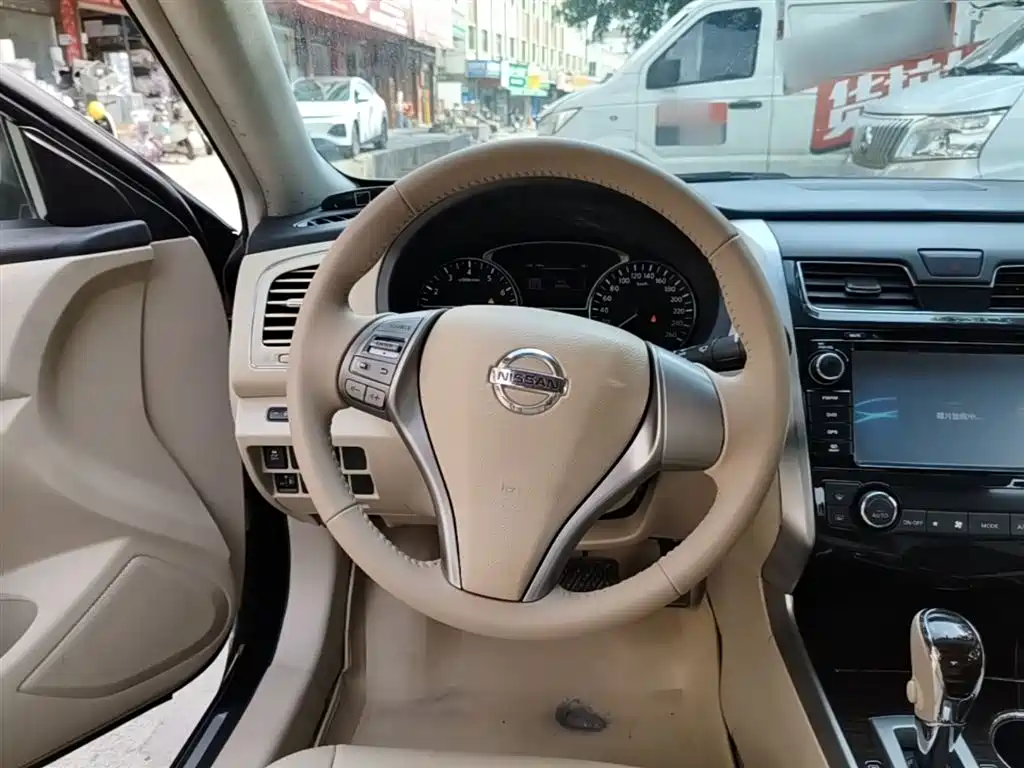 Nissan Teana 2015 — фото 11