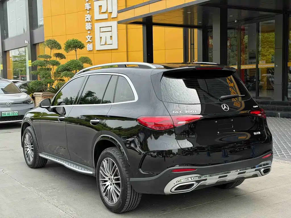 Mercedes-Benz GLC 2026 — фото 10