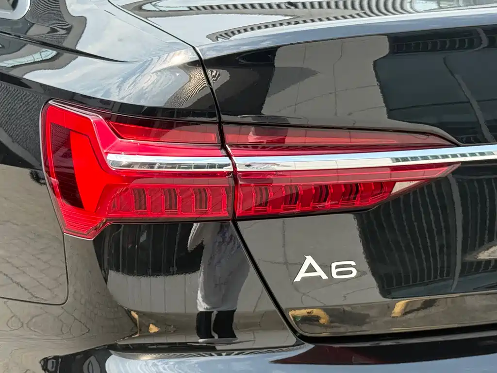 Audi A6L 2025 — фото 30