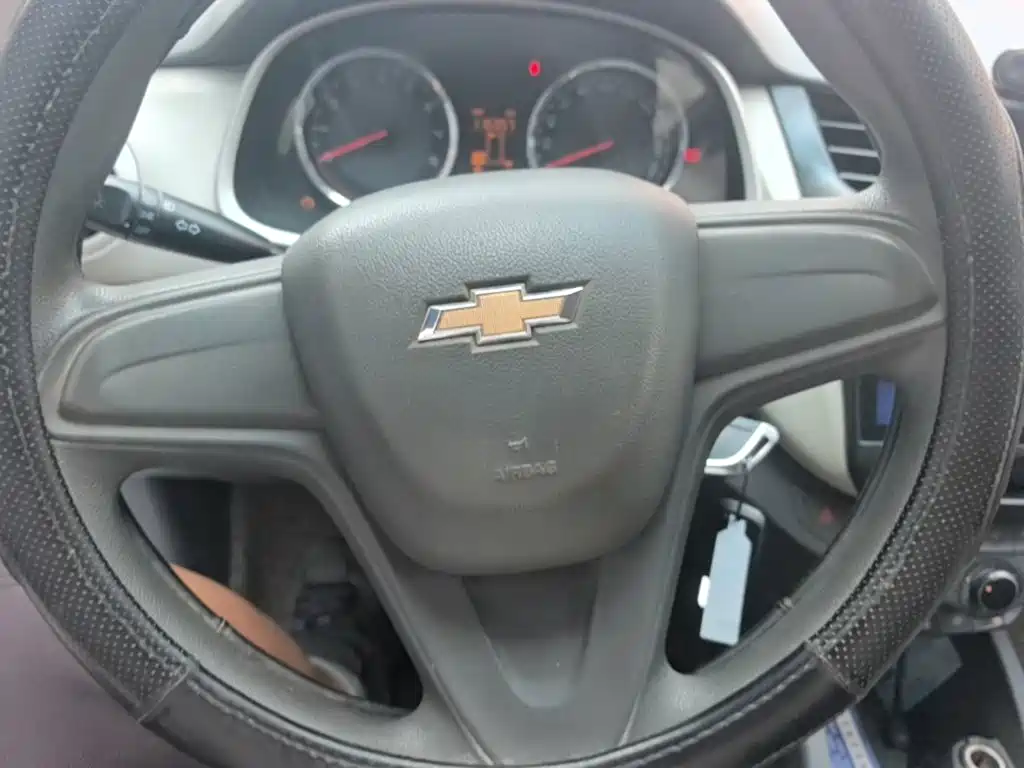 Chevrolet Sail 2017 — фото 11