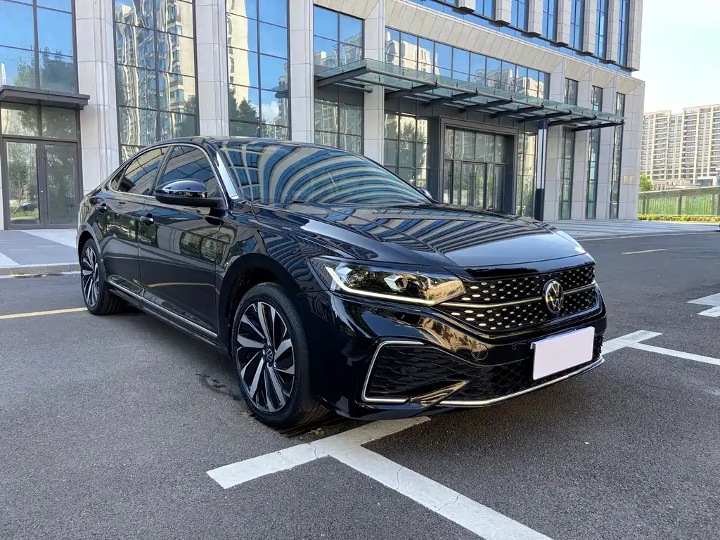 Volkswagen Passat 2022