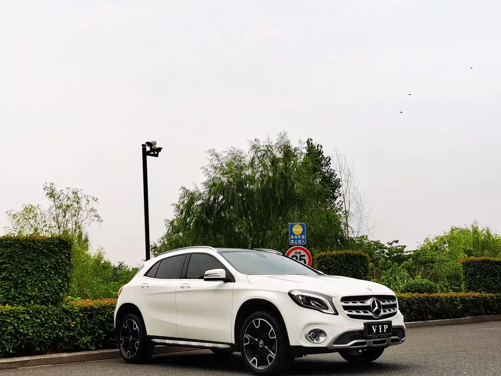 Mercedes-Benz GLA 2017 — фото 4