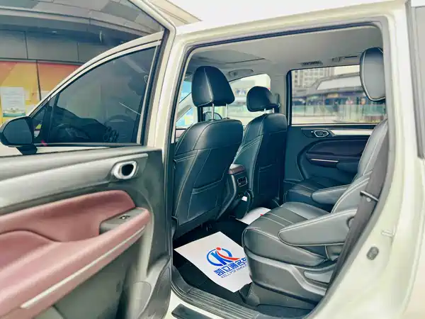GAC Trumpchi M6 2023