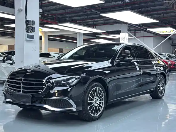 Mercedes-Benz E-Class 2021