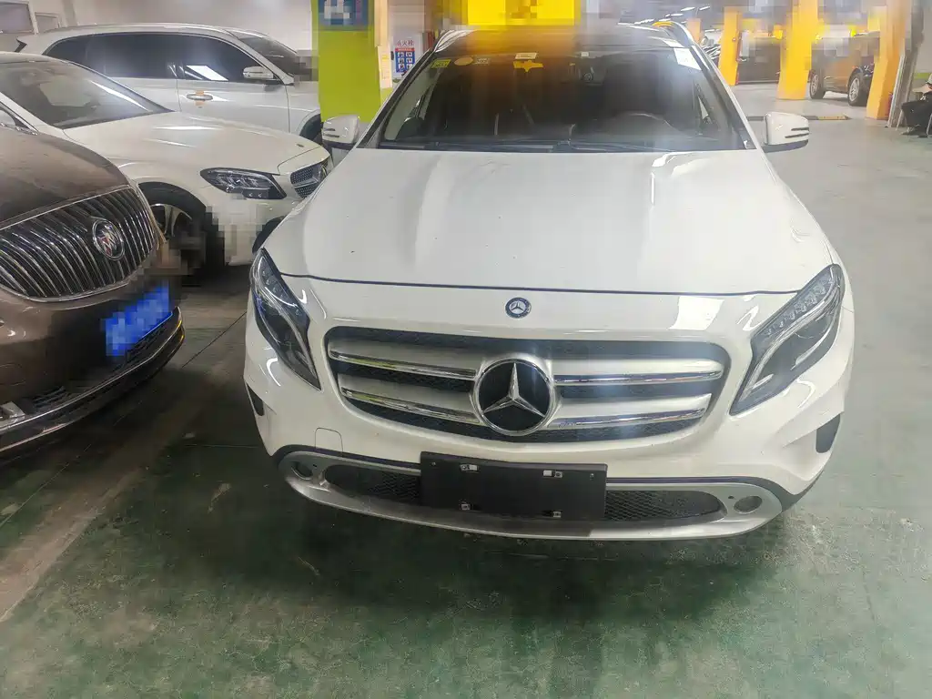 Mercedes-Benz GLA 2015 — фото 2