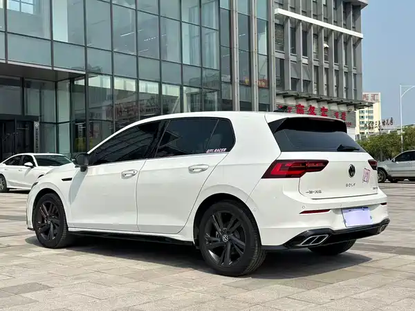 Volkswagen Golf 2023