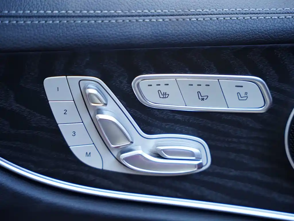 Mercedes-Benz E-Class 2024 — фото 29