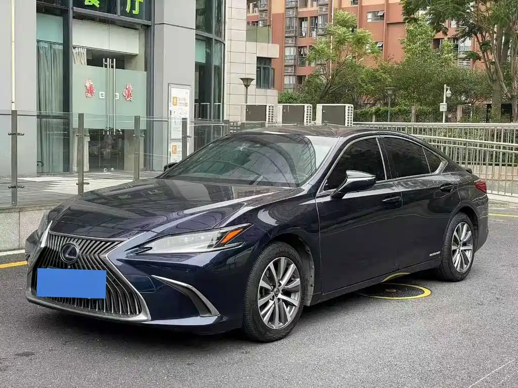 Lexus ES 2019 — фото 2