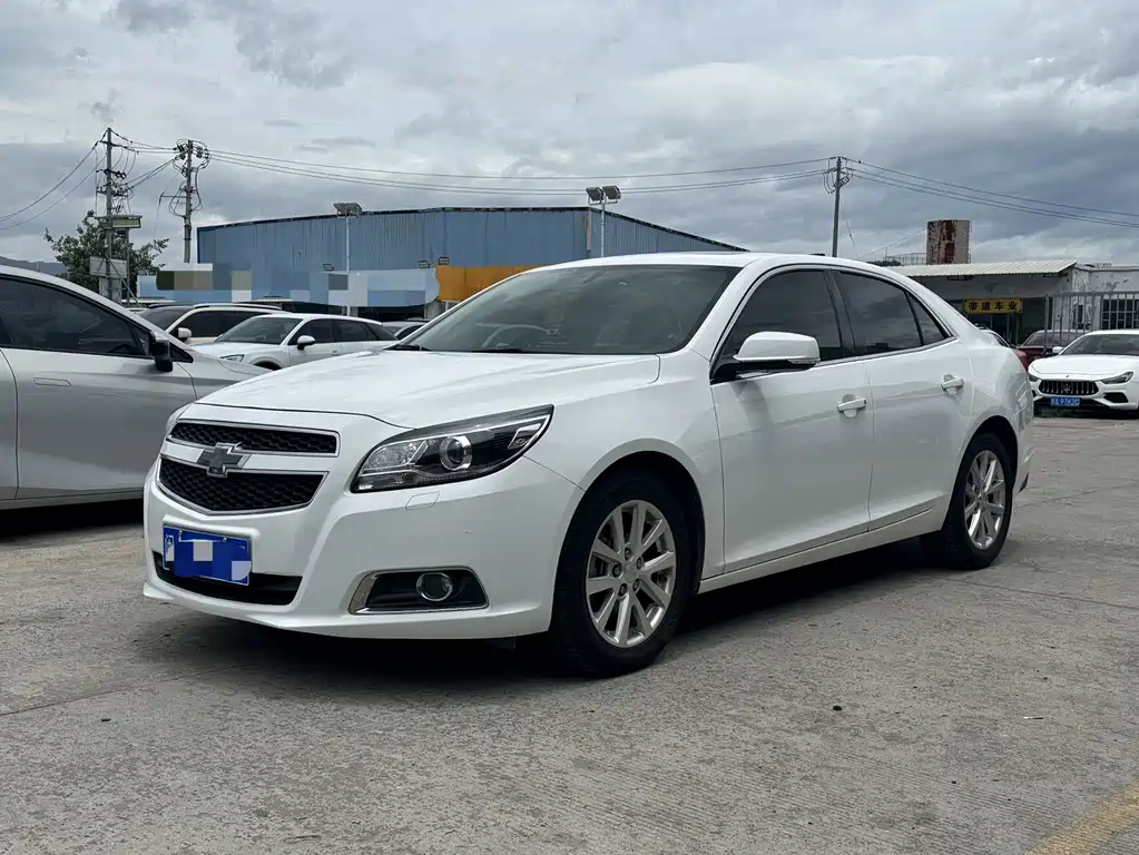 Chevrolet Malibu 2015 — фото 1