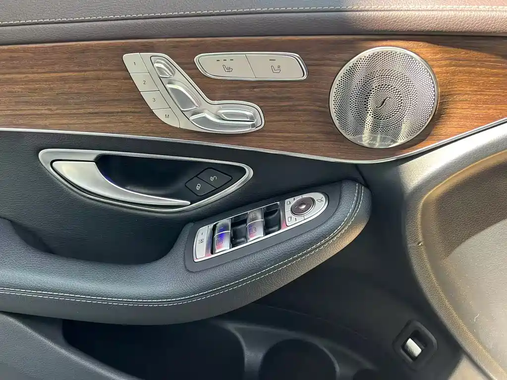 Mercedes-Benz GLC 2022 — фото 14