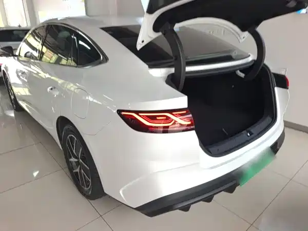 BYD Qin L 2025