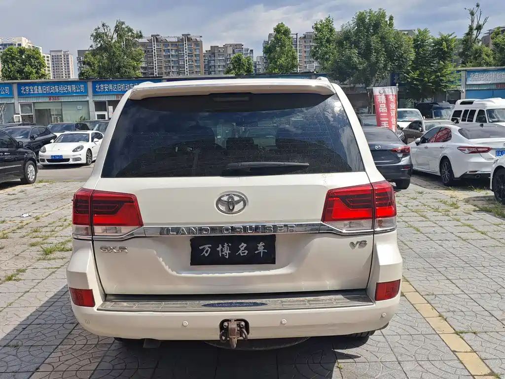 Toyota Land Cruiser 2019 — фото 2