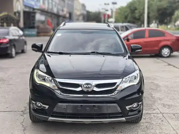 BYD S7 2015