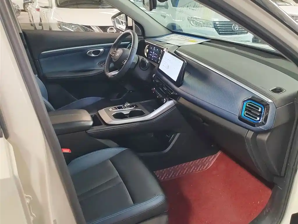 GAC Motor Trumpchi GS3 2023 — фото 17