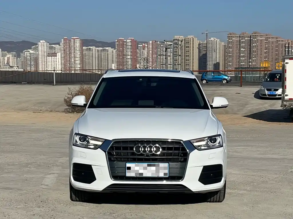Audi Q3 2018 — фото 2