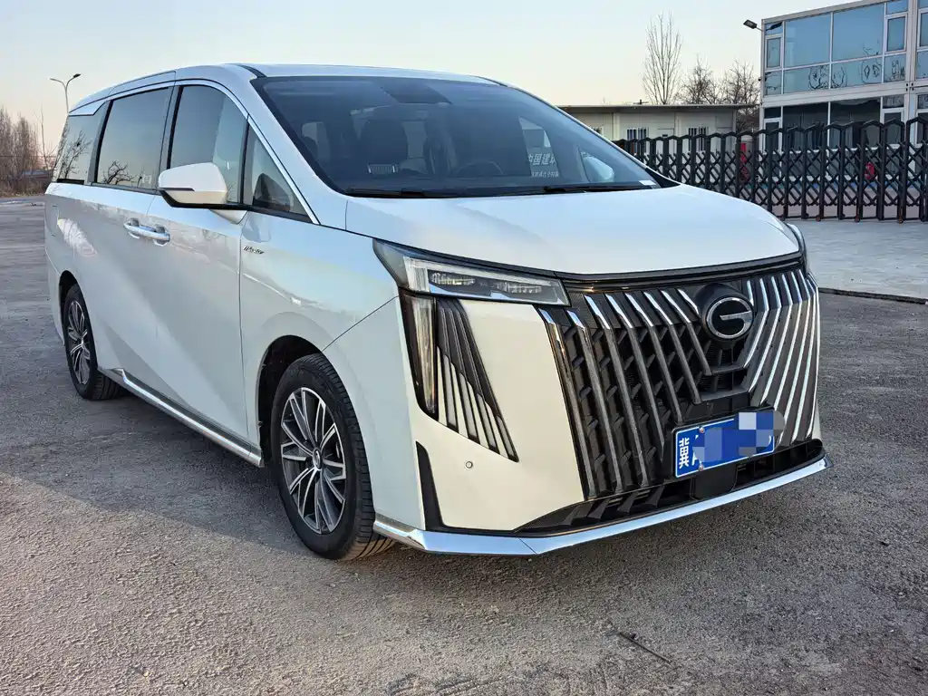 GAC Motor Trumpchi M8 2025 — фото 3