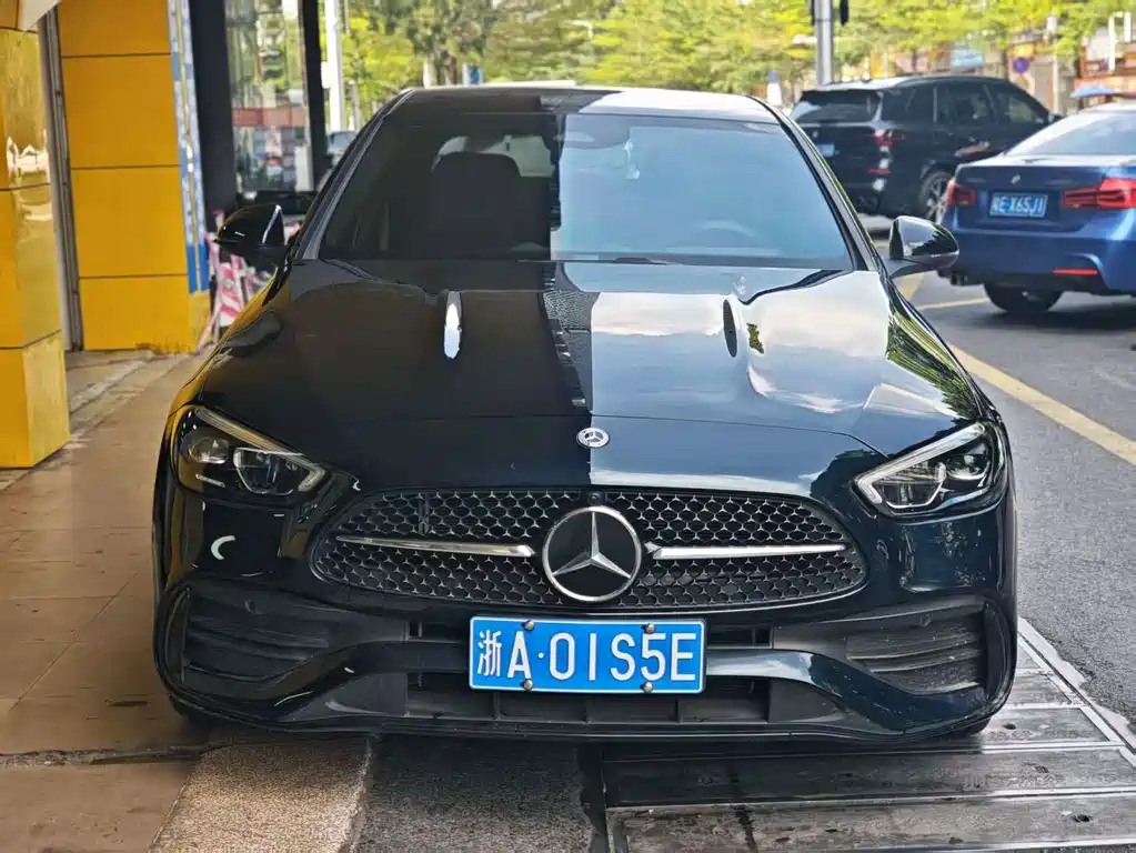 Mercedes-Benz C-Class 2023 — фото 2