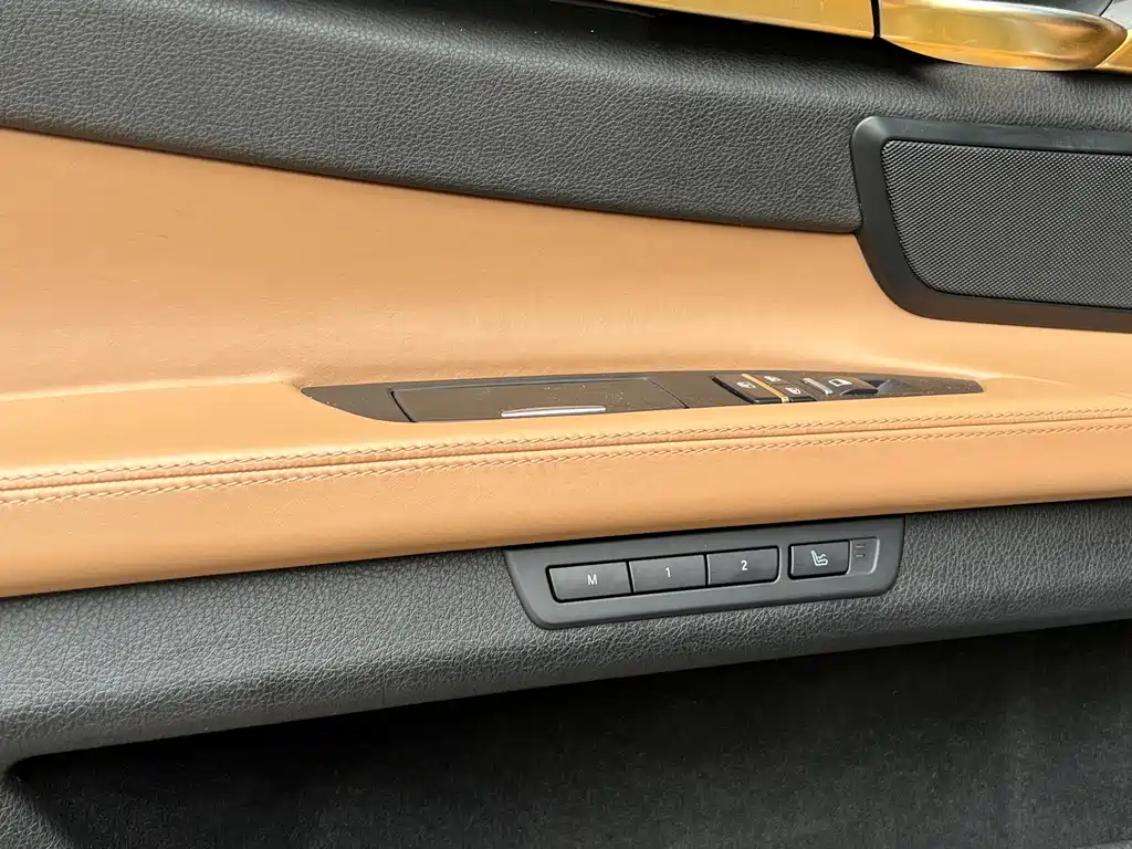 BMW 7 Series 2014 — фото 9