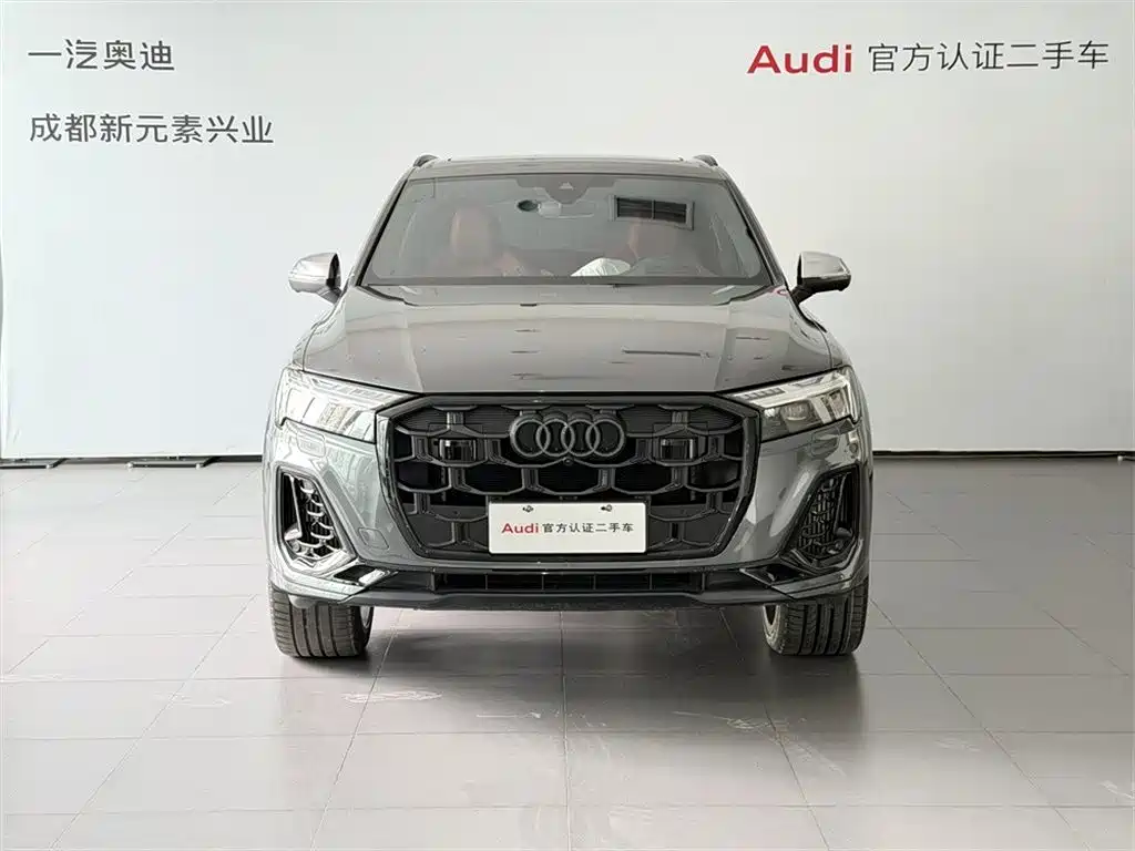 Audi SQ7 2024 — фото 2