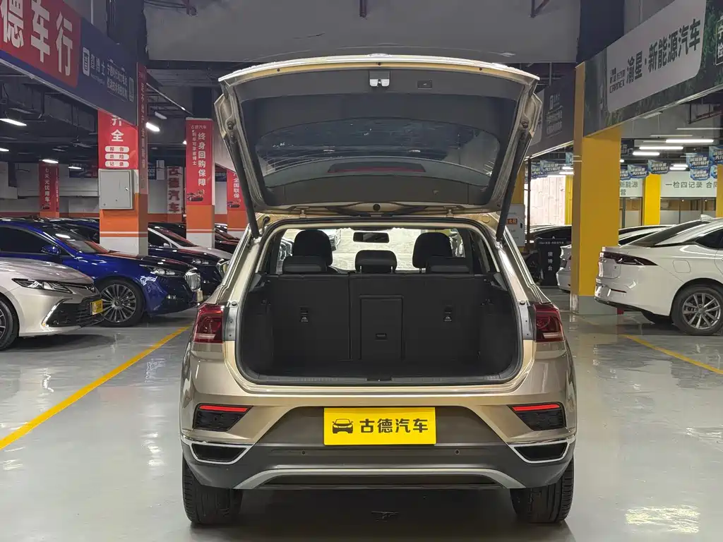 Volkswagen T-Roc 2019 — фото 23