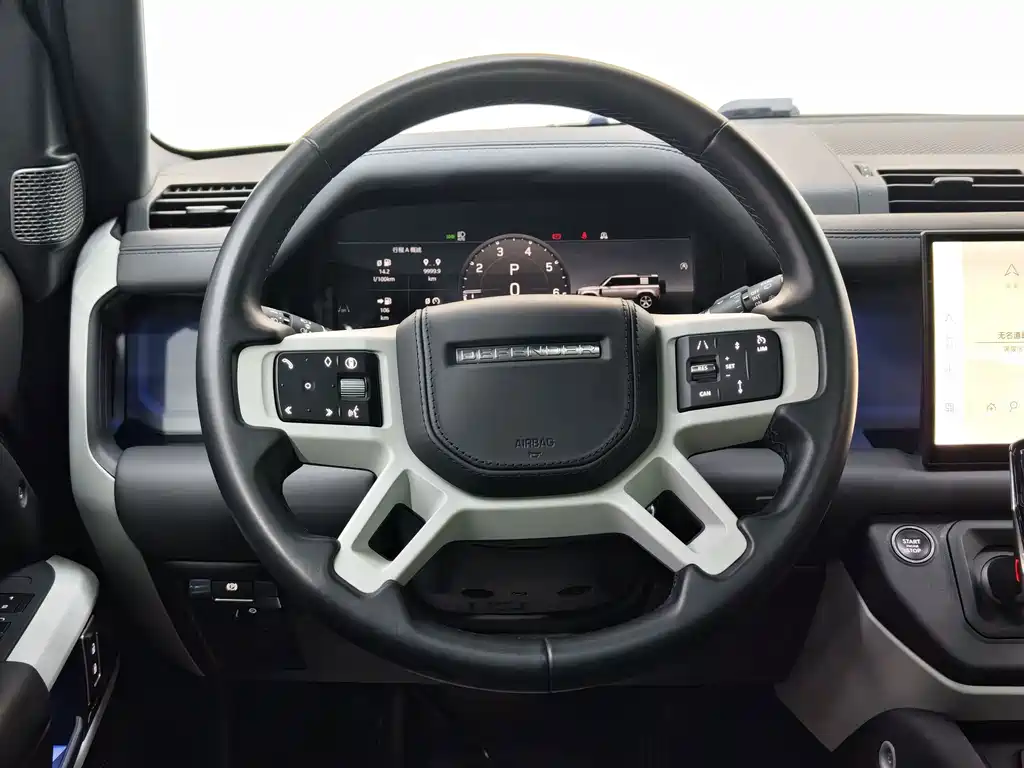 Land Rover Defender 2024 — фото 25