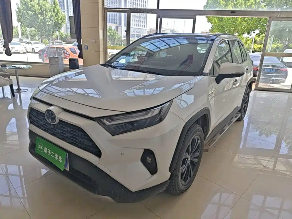 Toyota RAV4 2023