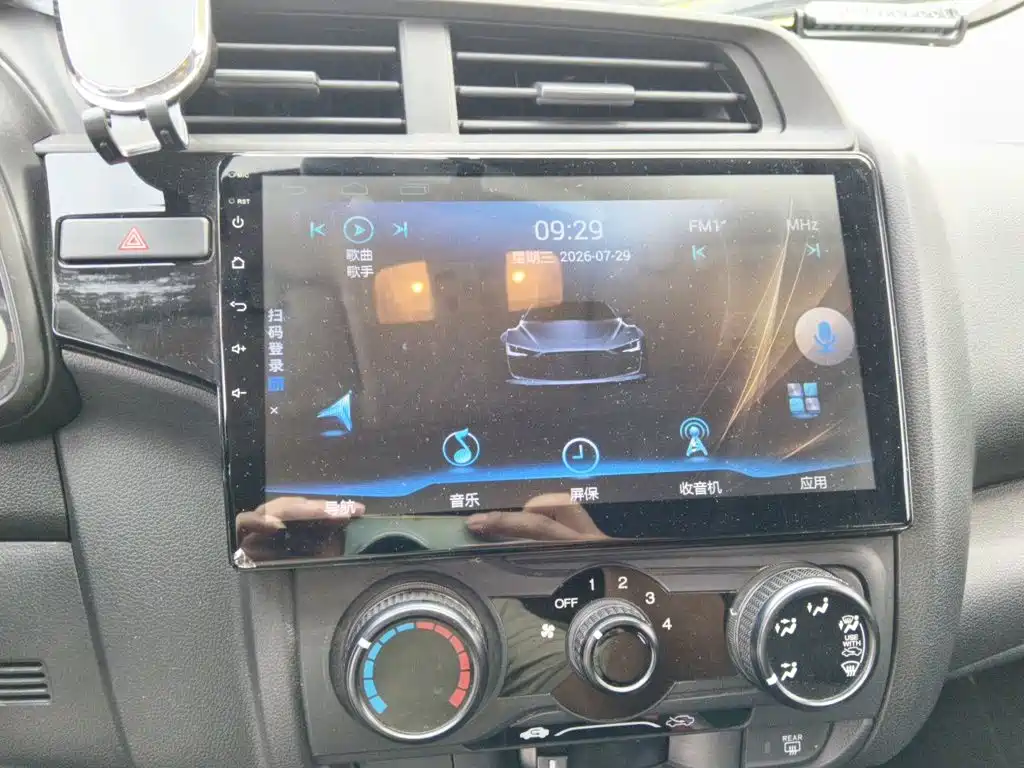 Honda Fit 2019 — фото 10