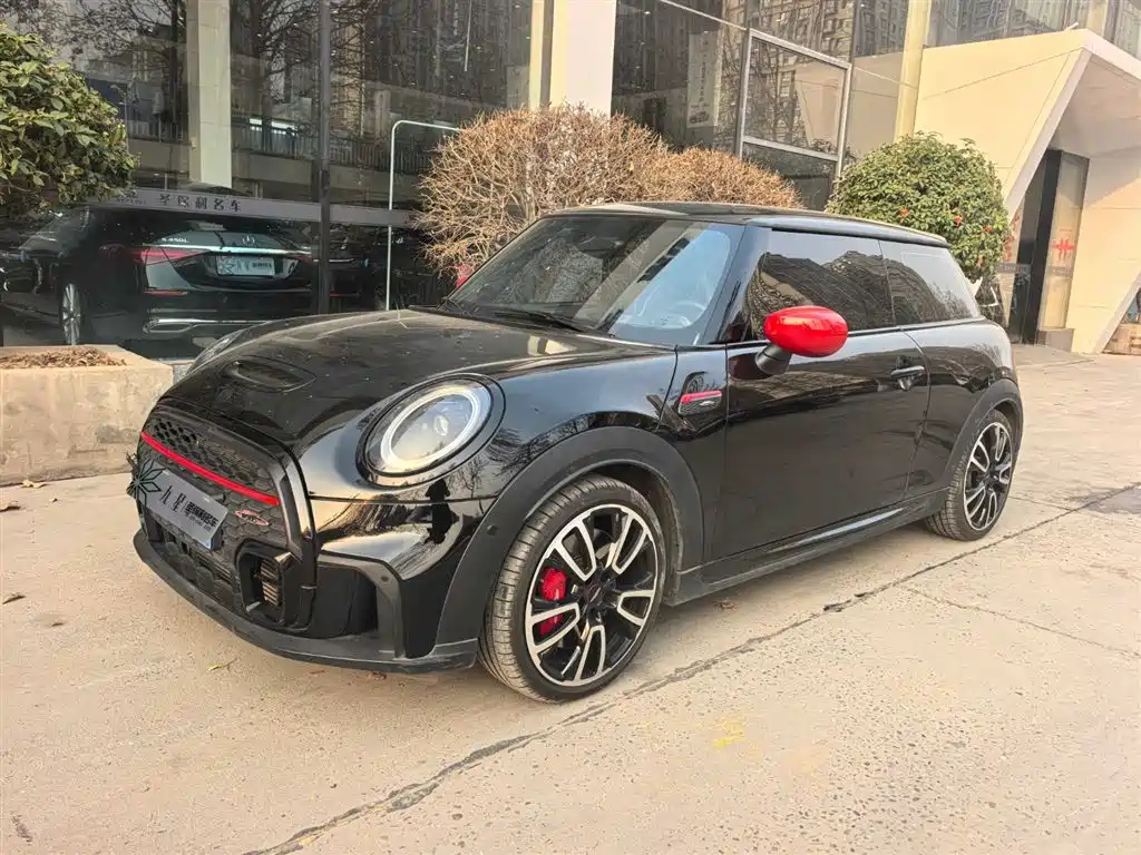 MINI JCW 2022