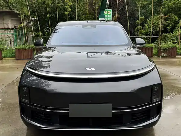 Li Auto L8 2023