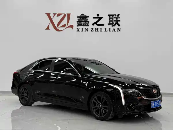Cadillac CT4 2021