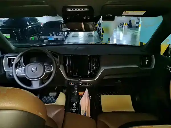 Volvo XC60 2020