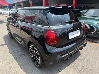 MINI MINI 2024