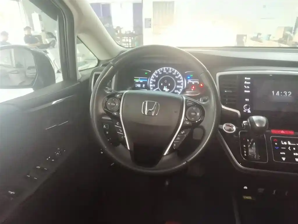 Honda Odyssey 2021 — фото 11