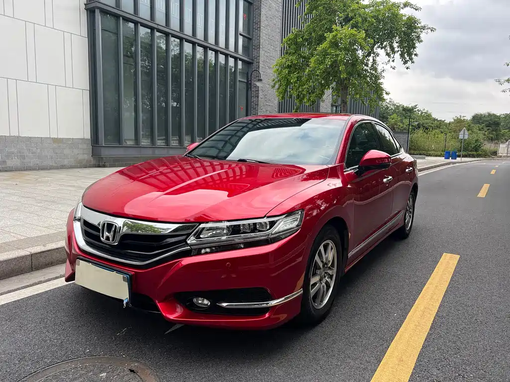 Honda Spirior 2017 — фото 1