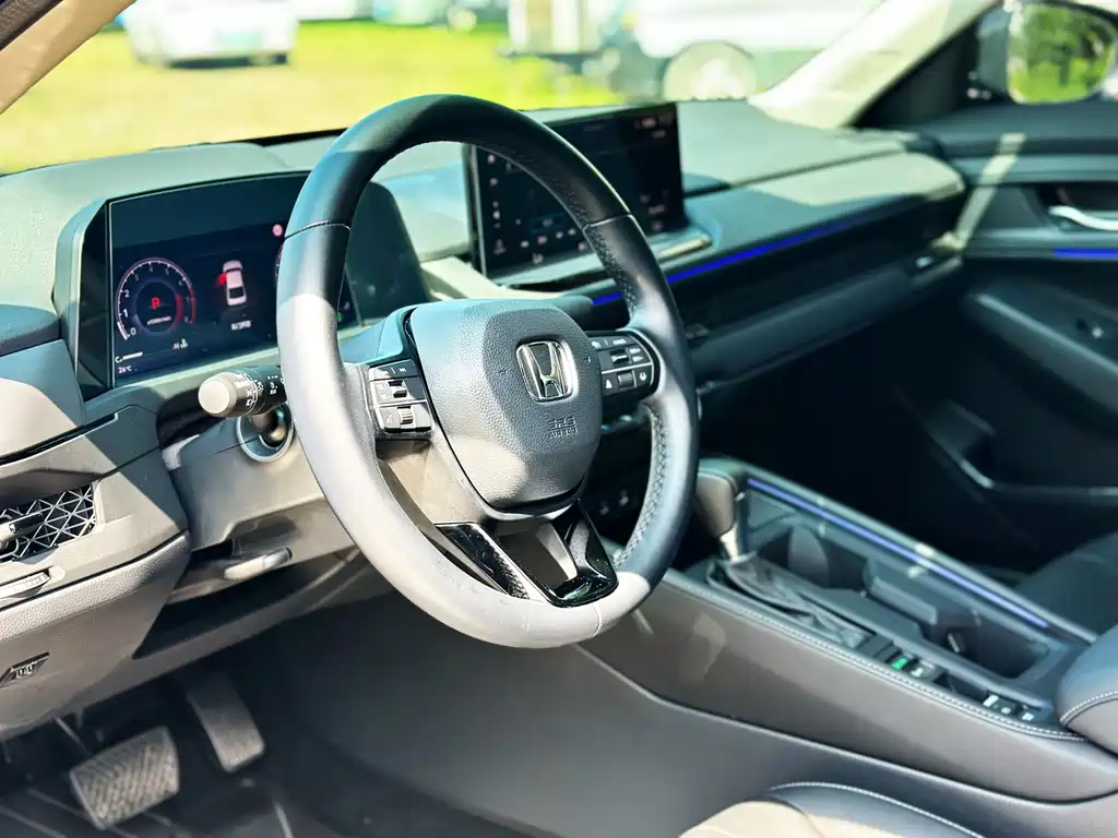 Honda Accord 2025 — фото 9