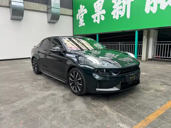 Lynk & Co 03 2020