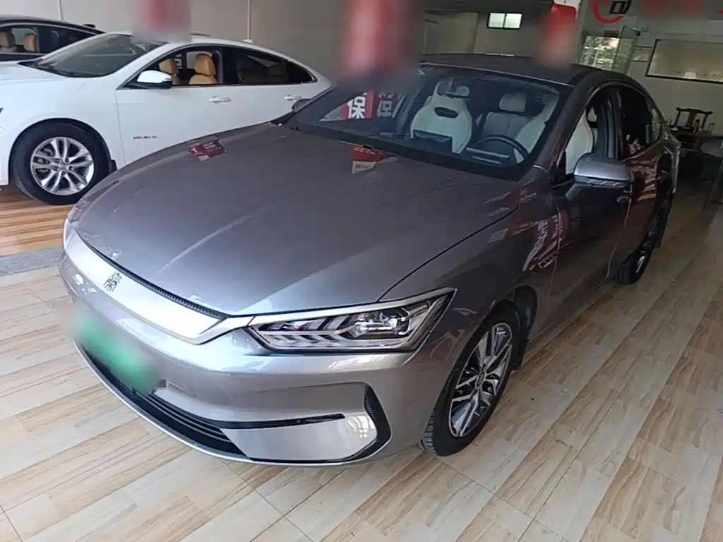 BYD Qin PLUS 2023 — фото 2